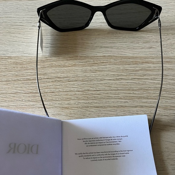 DIOR SUNGLASSES : MISS DIOR S1UC_12B0 - Picture 11 of 13